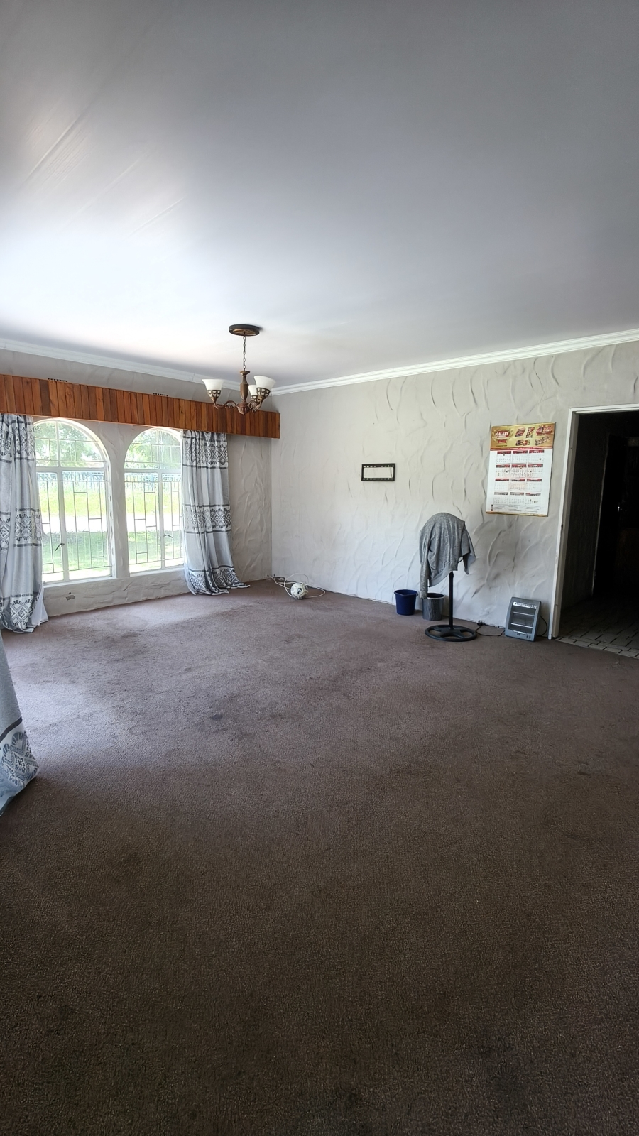 5 Bedroom Property for Sale in Ventersburg Free State